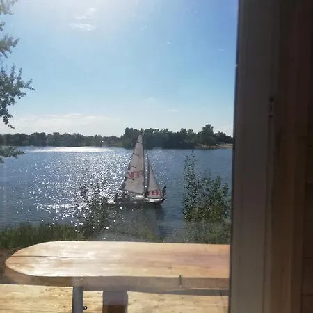 Domki Przystan * Kryspinow