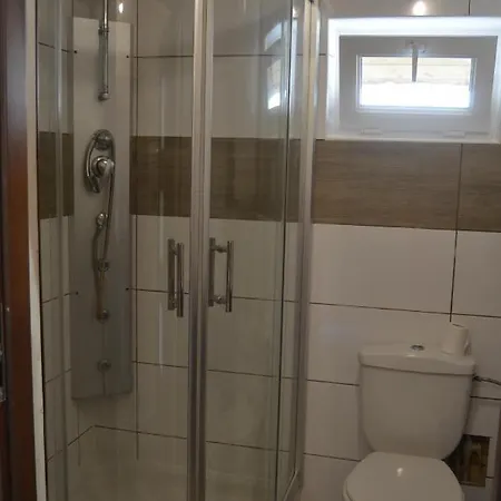 Domki Przystan Kryspinow