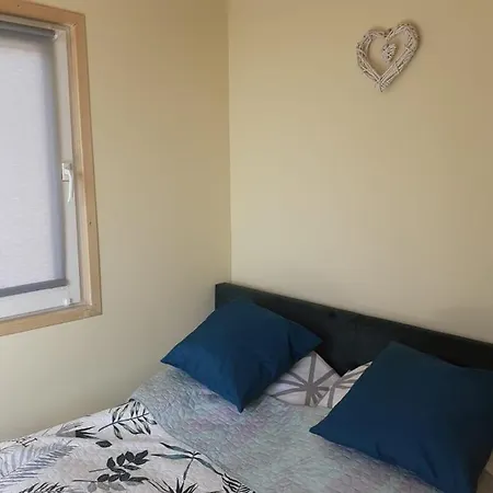 Holiday home Domki Przystan Kryspinow